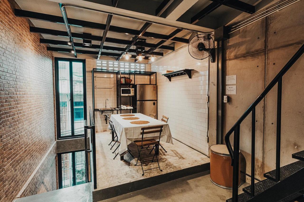 Meemaw'S House Hostel Bangkok Zewnętrze zdjęcie